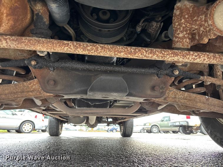 image for item EE4113 1999 Chevrolet Suburban C1500 SUV