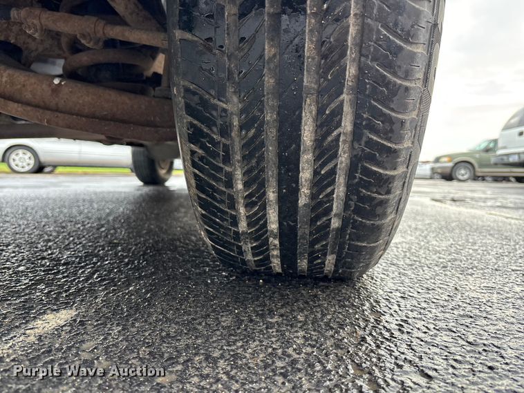 image for item EE4113 1999 Chevrolet Suburban C1500 SUV