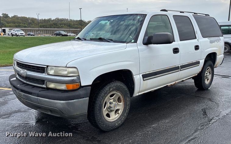 image for item EE4114 2005 Chevrolet Suburban 1500  SUV