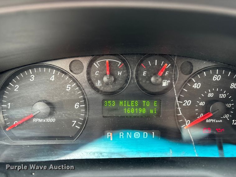 image for item EE4115 2006 Ford Taurus 