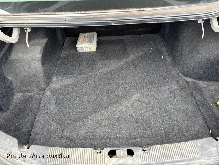 image for item EE4115 2006 Ford Taurus 