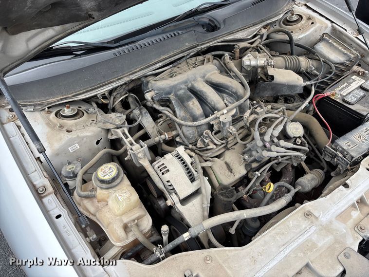 image for item EE4115 2006 Ford Taurus 