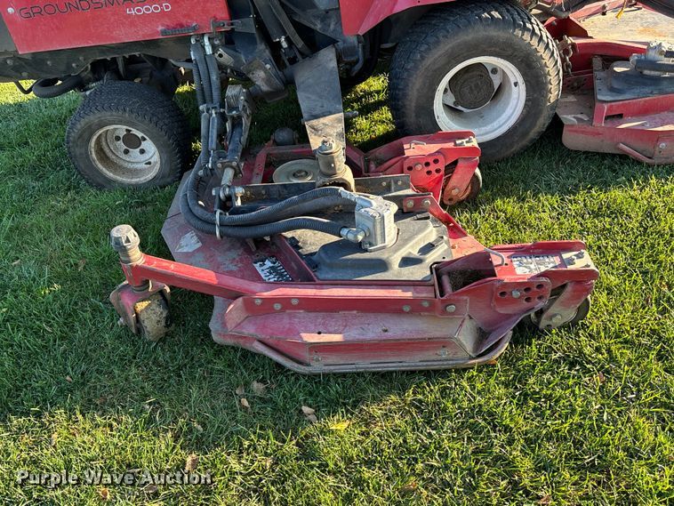 image for item EE4159 Toro 4000D GroundsMaster  lawn mower