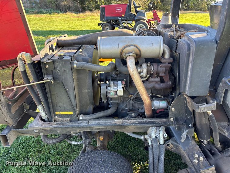 image for item EE4159 Toro 4000D GroundsMaster  lawn mower