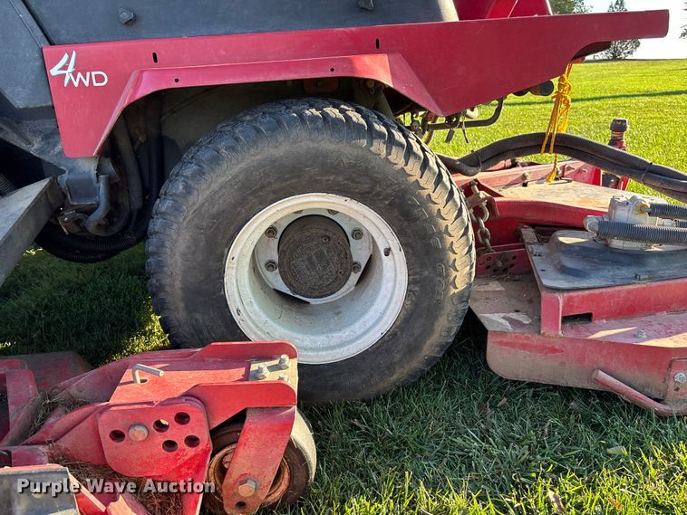 image for item EE4159 Toro 4000D GroundsMaster  lawn mower