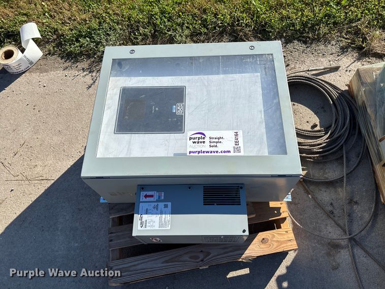 image for item EE4164 (10) electrical boxes