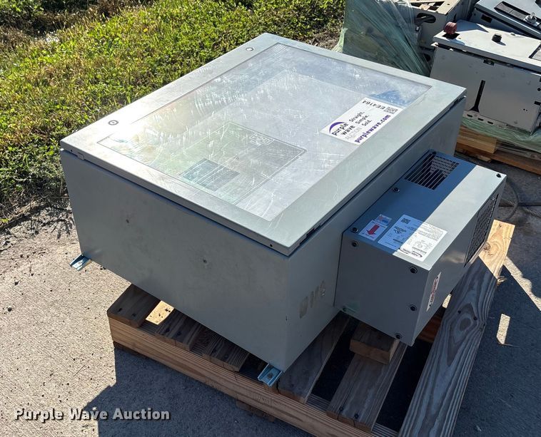 image for item EE4164 (10) electrical boxes