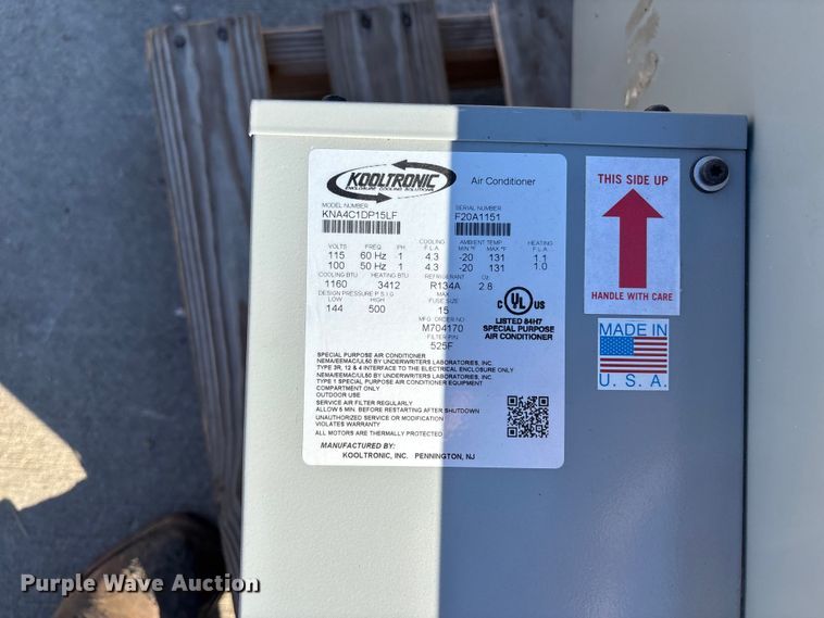 image for item EE4164 (10) electrical boxes