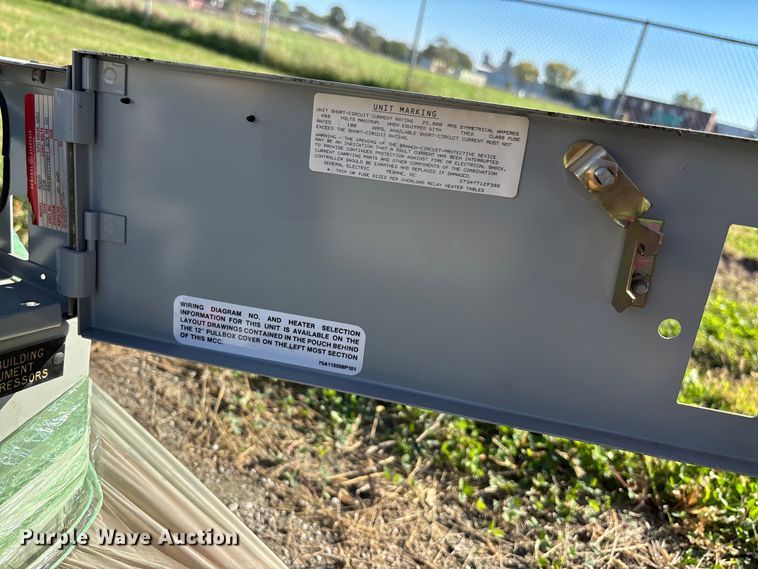 image for item EE4164 (10) electrical boxes