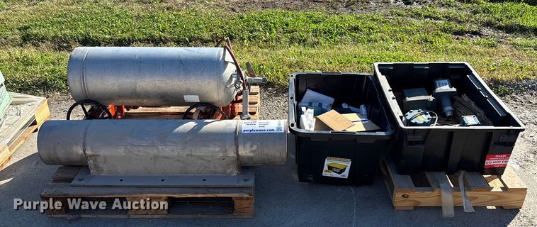 image for item EE4165 Tools