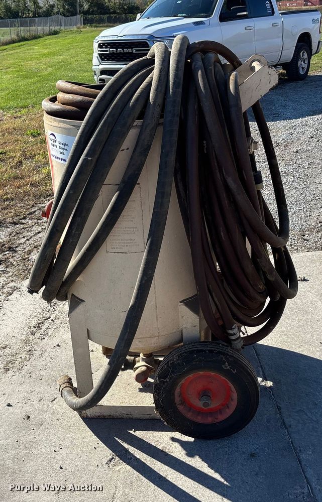 image for item EE4167 1988 Schmidt MFG Inc. sand blaster