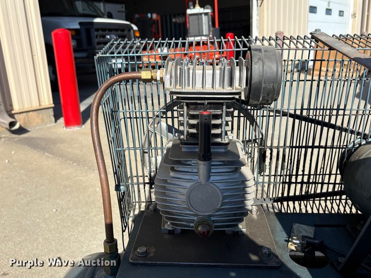 image for item EE4169 Tools