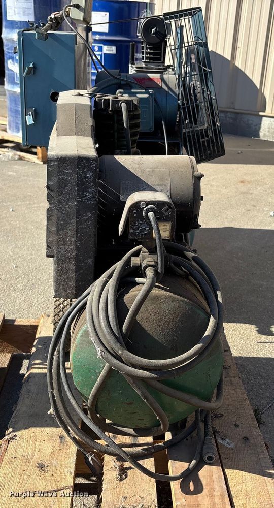 image for item EE4169 Tools