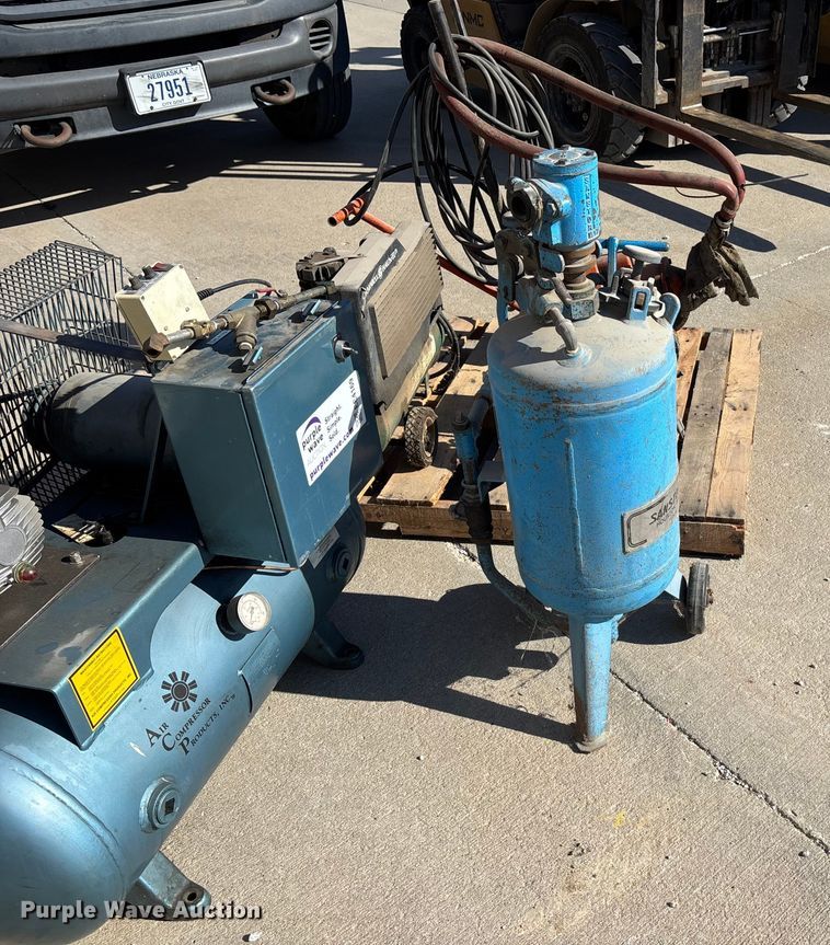 image for item EE4169 Tools