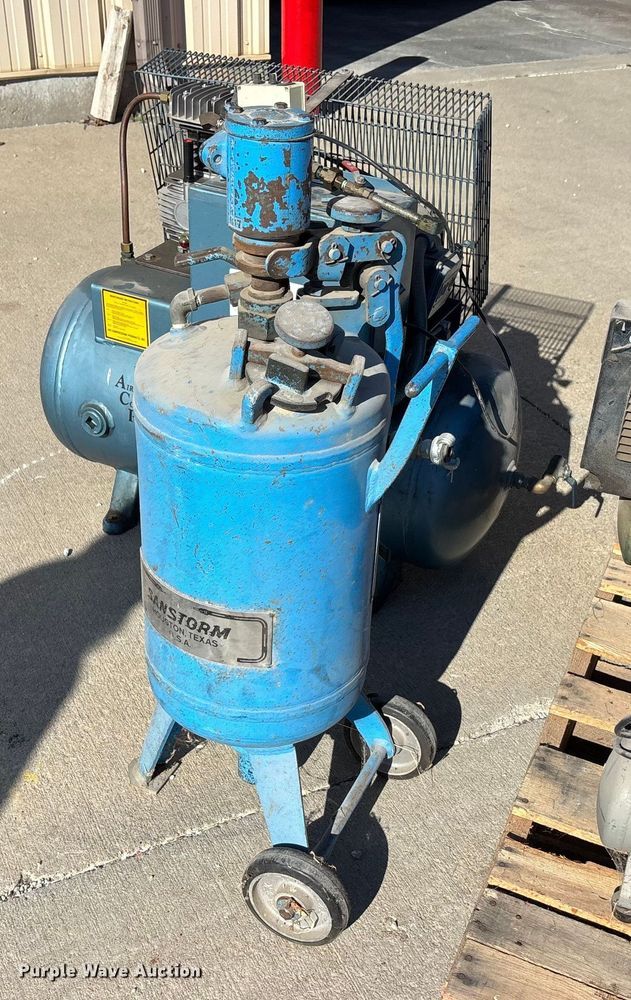 image for item EE4169 Tools