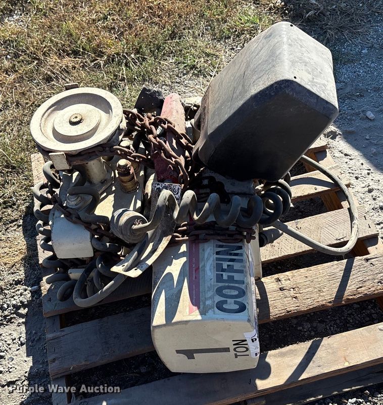 image for item EE4175 Coffing JLC  chain hoist