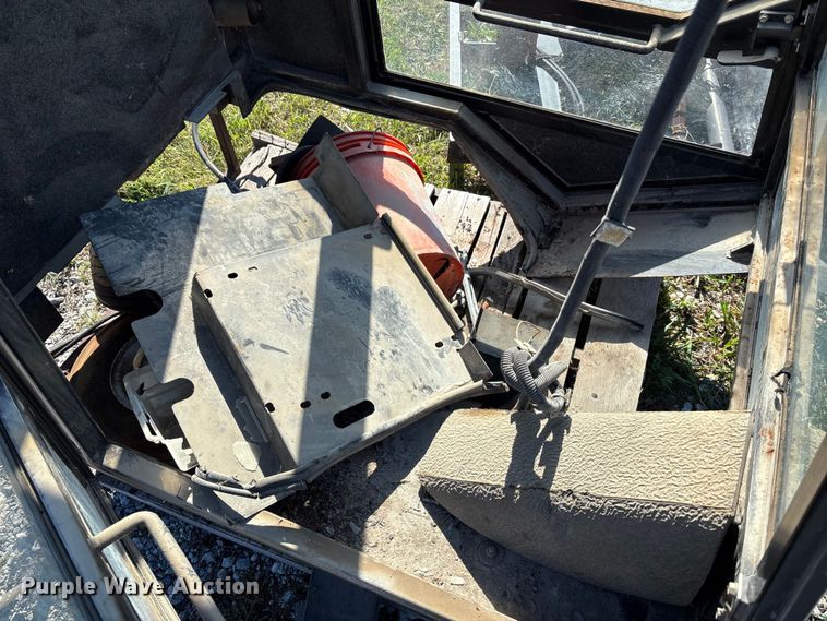 image for item EE4178 Toro lawn mower parts