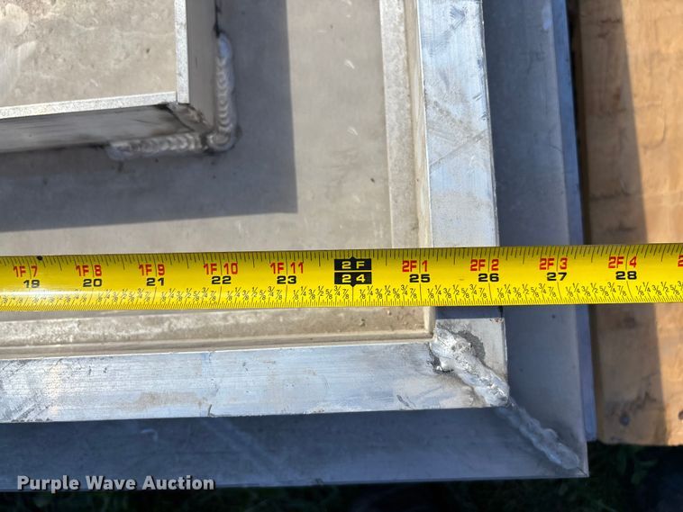 image for item EE4182 Building materials