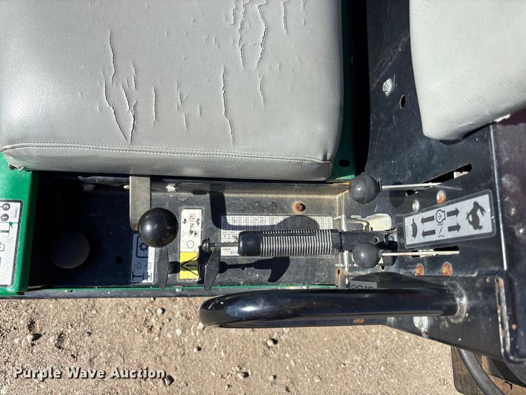 image for item EE4189 1996 Cushman 3W Turf UTV utility vehicle