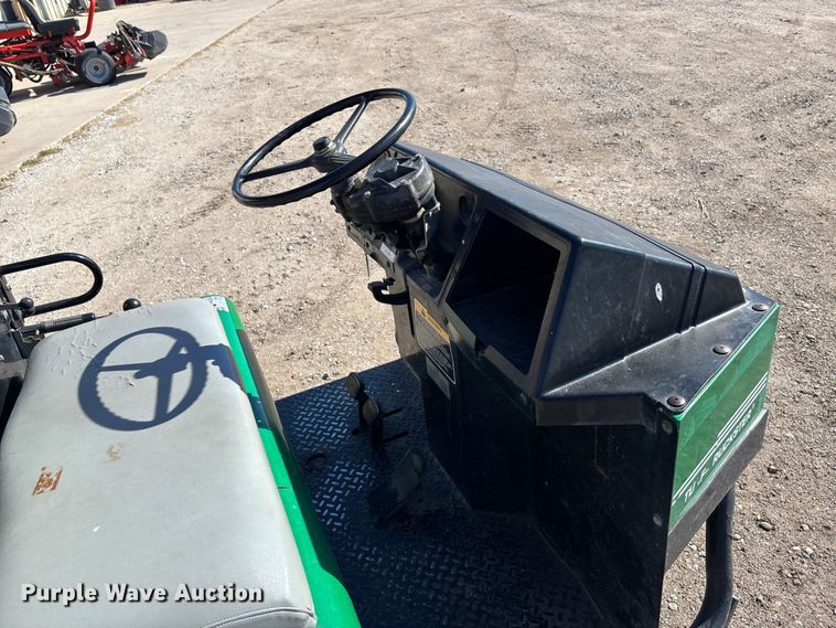 image for item EE4189 1996 Cushman 3W Turf UTV utility vehicle