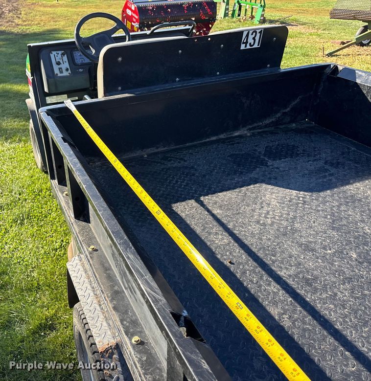 image for item EE4191 2001 Cushman Turf Truckster utility vehicle