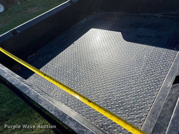 image for item EE4191 2001 Cushman Turf Truckster utility vehicle