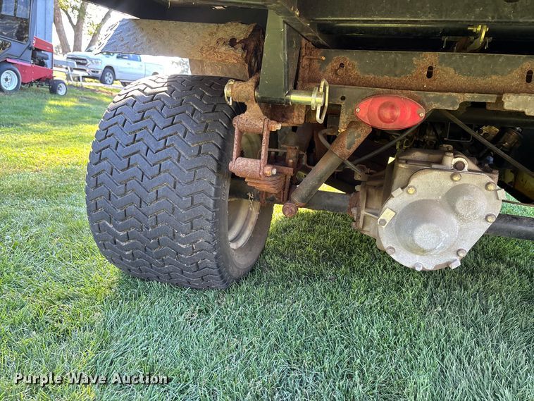 image for item EE4191 2001 Cushman Turf Truckster utility vehicle