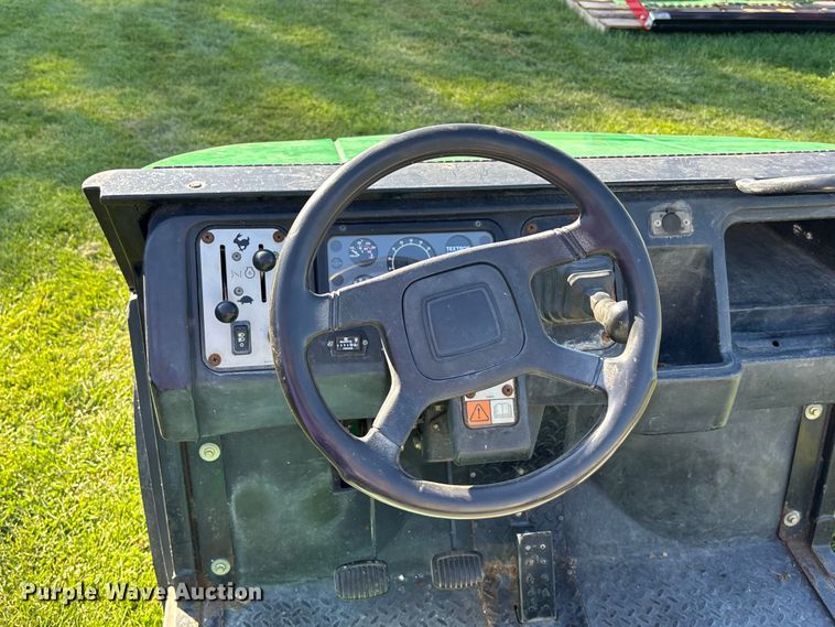 image for item EE4191 2001 Cushman Turf Truckster utility vehicle