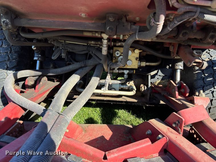 image for item EE4192 Toro GroundsMaster 4000D lawn mower