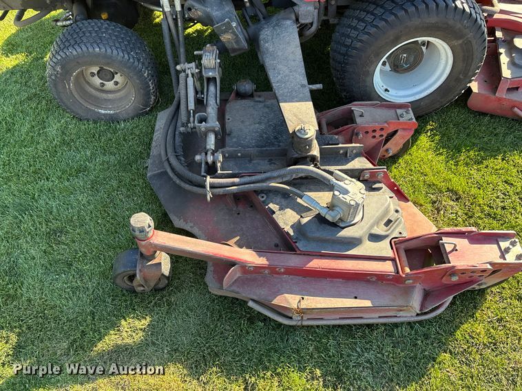 image for item EE4192 Toro GroundsMaster 4000D lawn mower