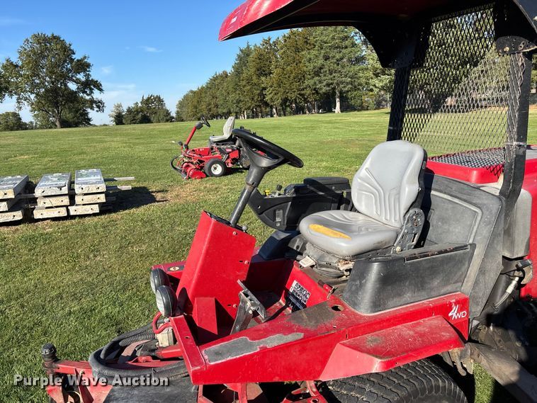 image for item EE4192 Toro GroundsMaster 4000D lawn mower