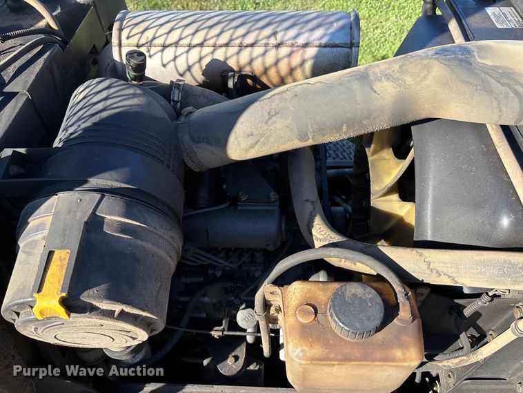 image for item EE4192 Toro GroundsMaster 4000D lawn mower