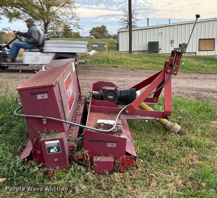 image for item EE4195 2004 Toro 93/83 seeder