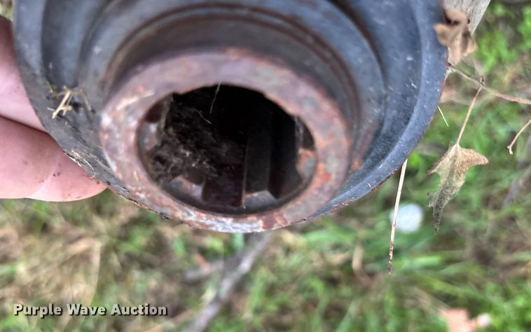 image for item EE4195 2004 Toro 93/83 seeder