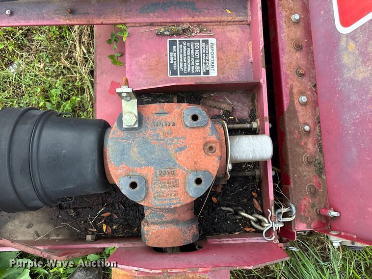 image for item EE4195 2004 Toro 93/83 seeder