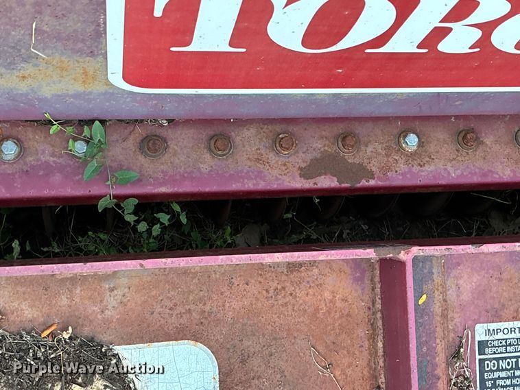 image for item EE4195 2004 Toro 93/83 seeder