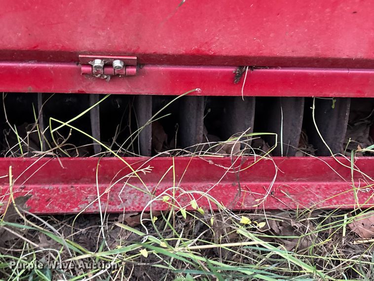 image for item EE4195 2004 Toro 93/83 seeder