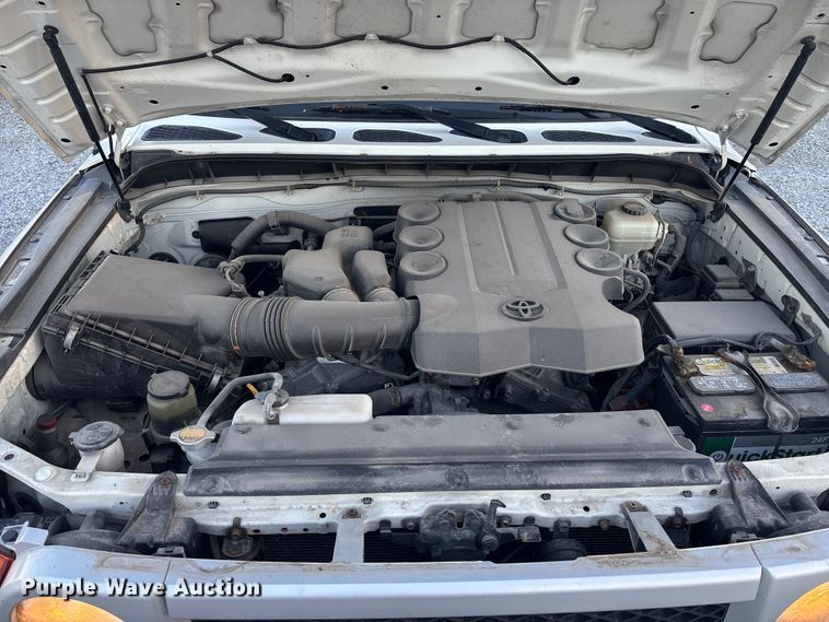 image for item EE4199 2010 Toyota FJ Cruiser SUV