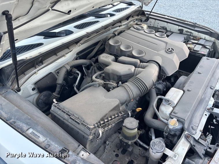 image for item EE4199 2010 Toyota FJ Cruiser SUV