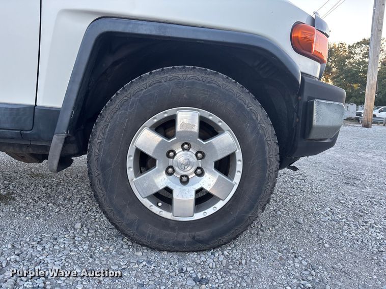 image for item EE4199 2010 Toyota FJ Cruiser SUV