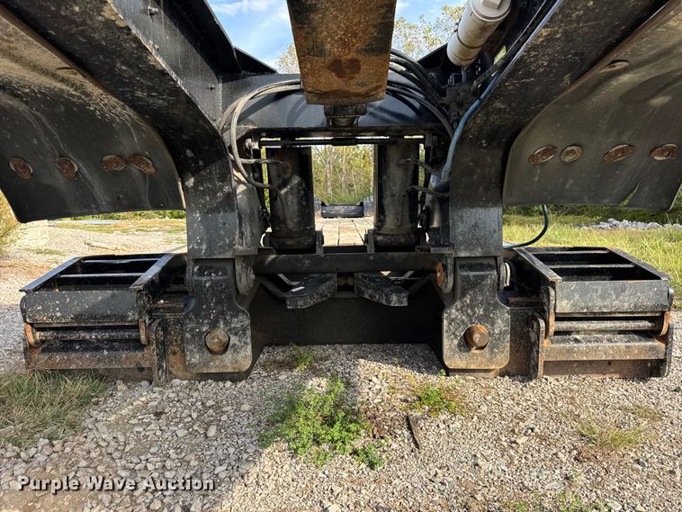 image for item EF2188 2007 Landoll lowboy equipment trailer