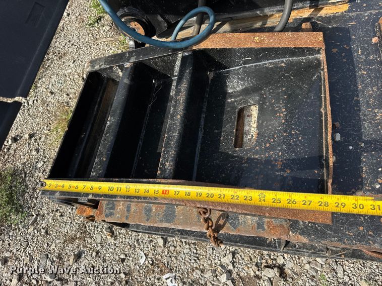 image for item EF2188 2007 Landoll lowboy equipment trailer