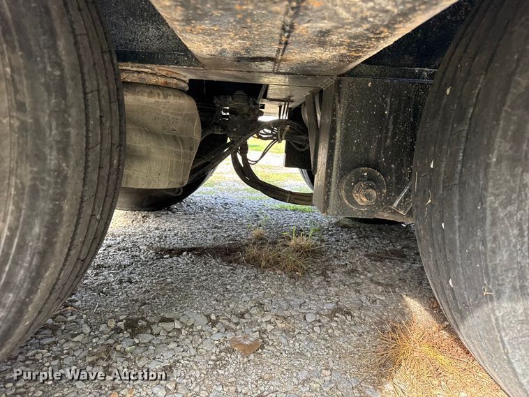 image for item EF2188 2007 Landoll lowboy equipment trailer