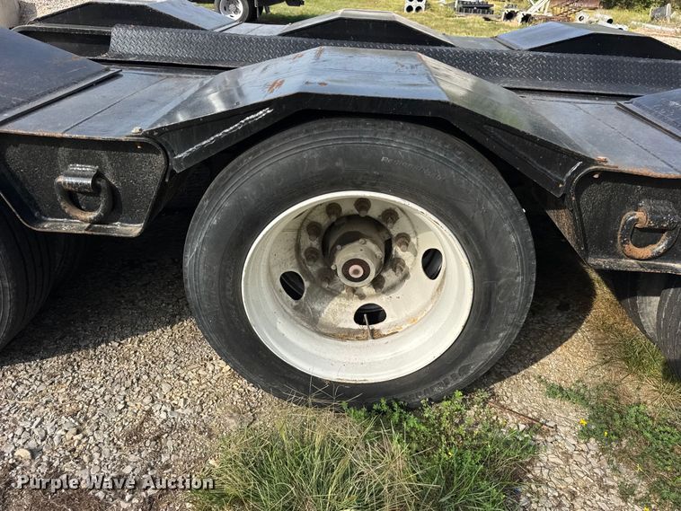 image for item EF2188 2007 Landoll lowboy equipment trailer