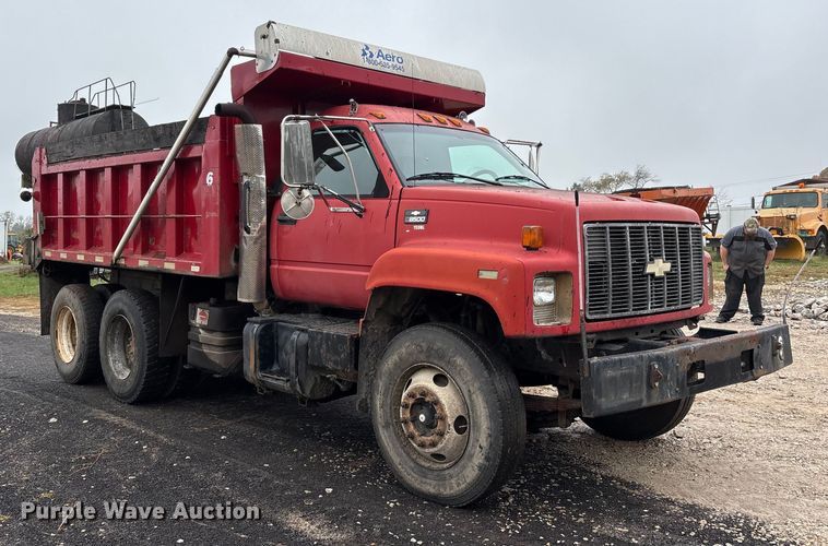 image for item EJ7684 1997 Chevrolet C7500 dump truck