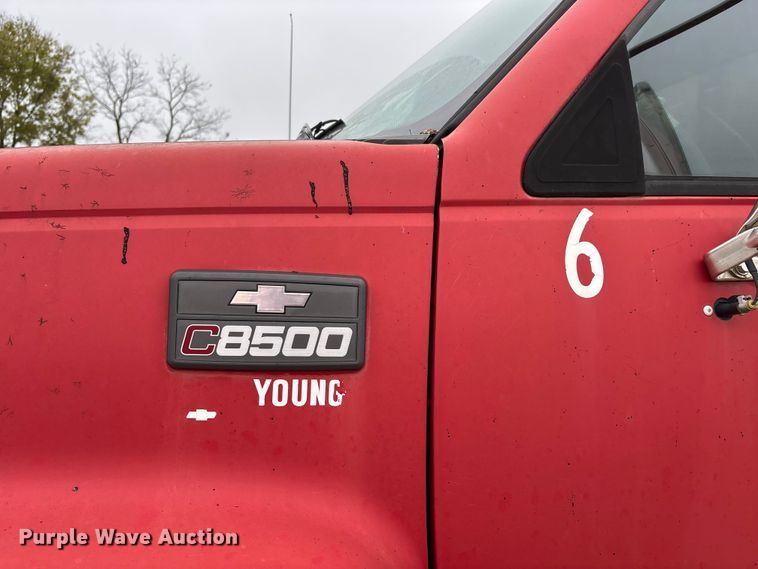 image for item EJ7684 1997 Chevrolet C7500 dump truck