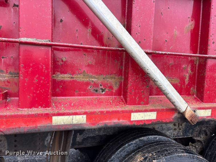 image for item EJ7684 1997 Chevrolet C7500 dump truck