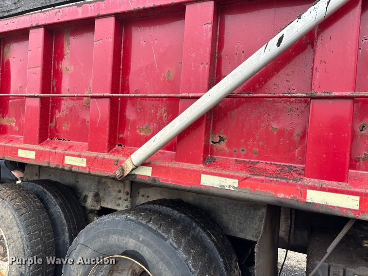 image for item EJ7684 1997 Chevrolet C7500 dump truck