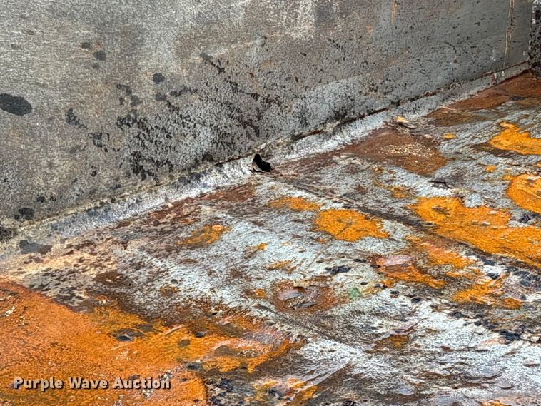 image for item EJ7684 1997 Chevrolet C7500 dump truck