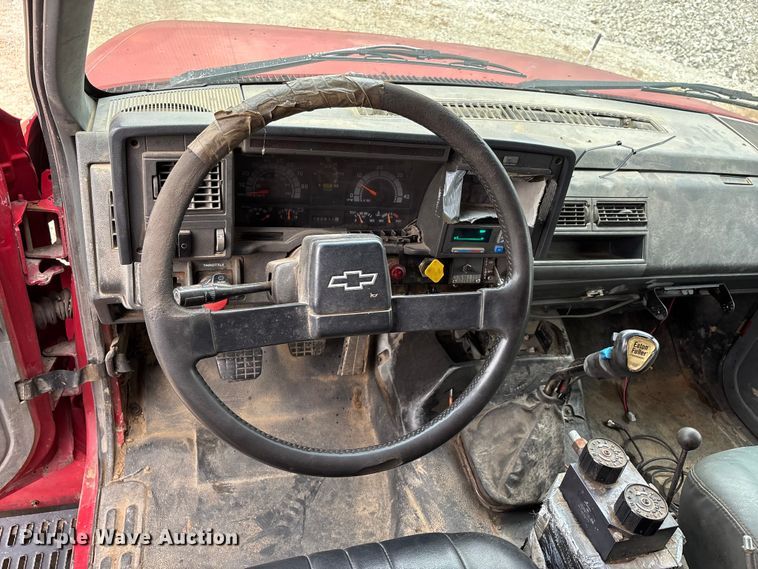 image for item EJ7684 1997 Chevrolet C7500 dump truck